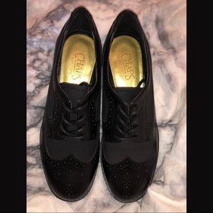 Chaps Ingrid Wingtip Black Oxfords